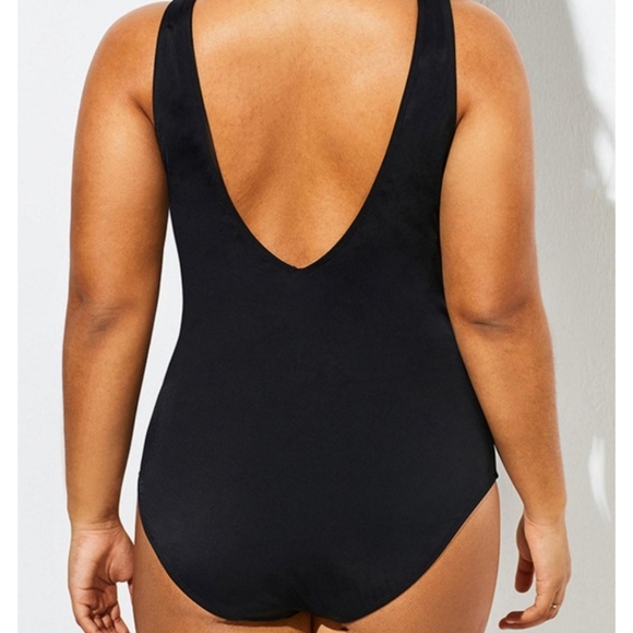 🏷️ Meet.Curve Black V-Neck Streak Modern One Piece Swimsuit 3X - Picture 2 of 3